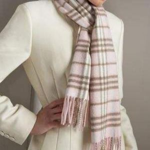 ✨BURBERRY 100% Cashmere Scarf